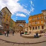 Ferienwohnung Fuer 2 Personen Ca 21 Qm In Pula, Istrien Istrische Riviera